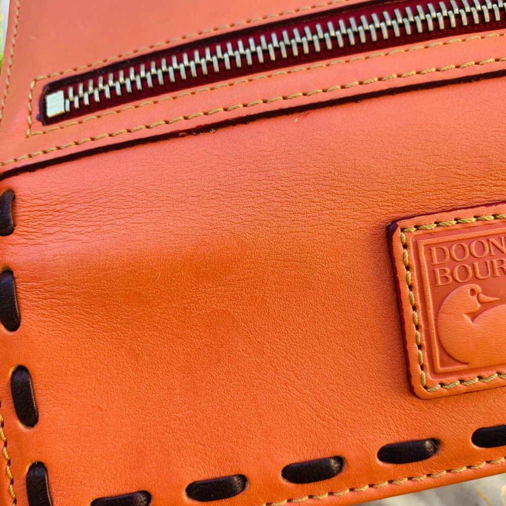 Dooney & Bourke Wallet 🧡 - Picture 4 of 11